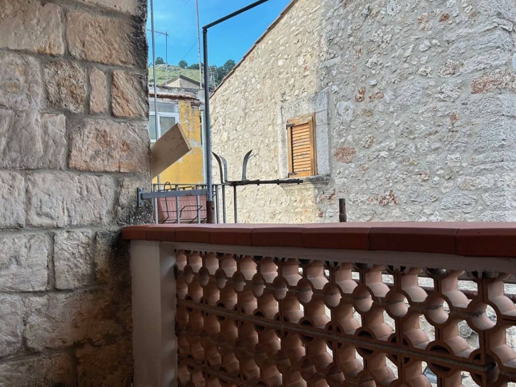 Casa indipendente a San giovanni rotondo in Vico Storto Castellana - Foto 3