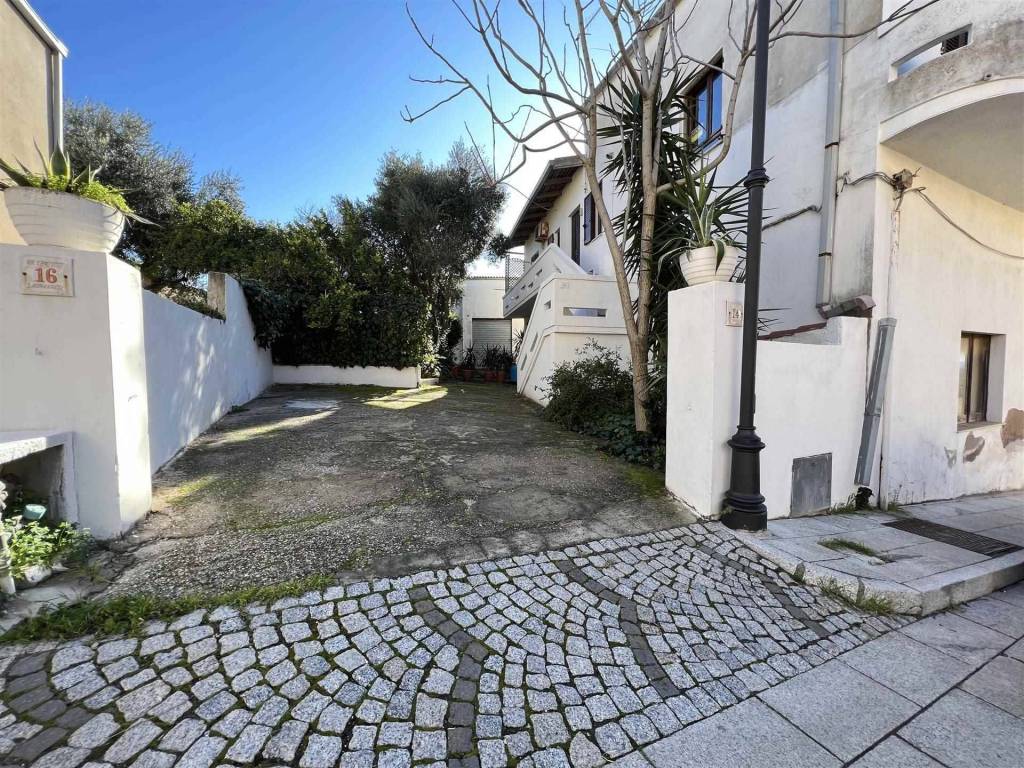 Casa indipendente a Sant'anna arresi - Foto 2