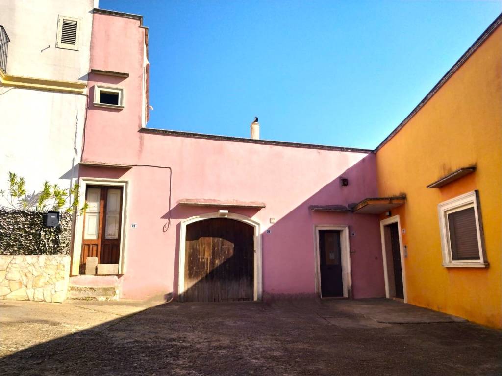 Casa indipendente a Matino in Via Ciro Menotti - Foto 3