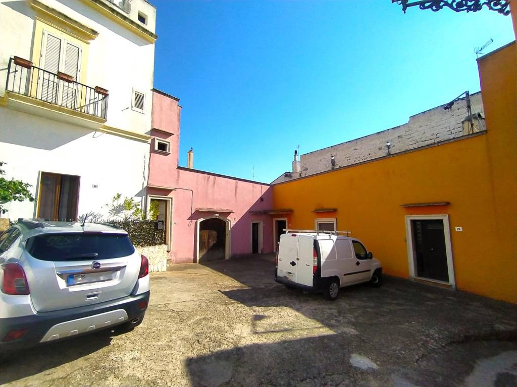 Casa indipendente a Matino in Via Ciro Menotti - Foto 4