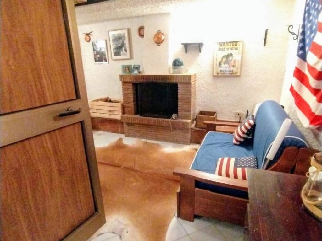 Casa indipendente a Tagliacozzo in via Colle San Giacomo, 168 - Foto 4