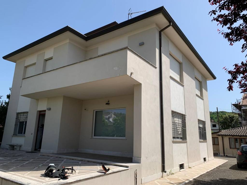 Villa a Isola del liri in Strada Regionale Borgo San Domenico, 19 - Foto 4