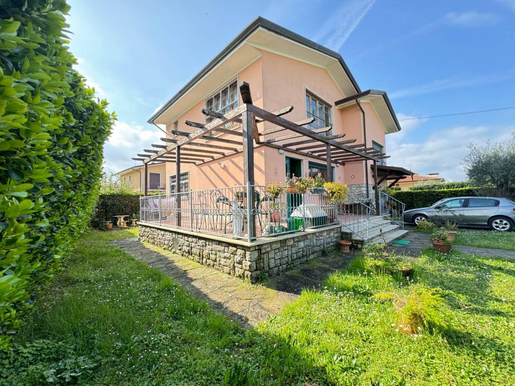 Villa a Pietrasanta - Foto 3