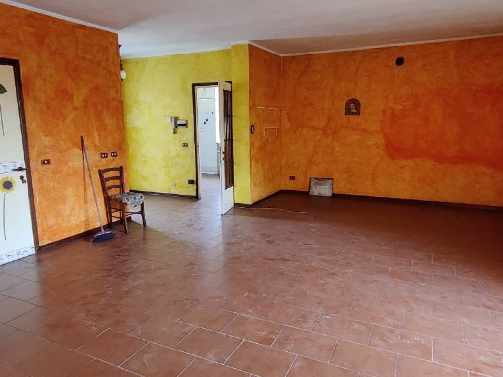 Villa a Borgomanero in Casale Tabuloni - Foto 3