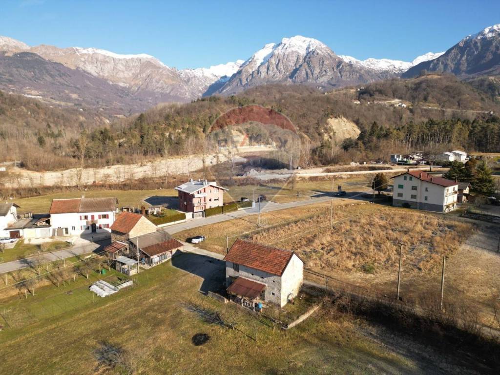 Rustico / casale a Alpago in Via Monte Cavallo - Foto 4