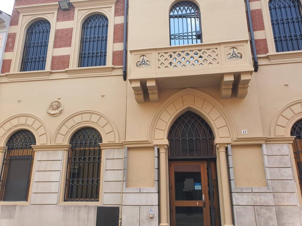 Palazzo / stabile a Casalpusterlengo in Via Giuseppe Garibaldi, 22 - Foto 2