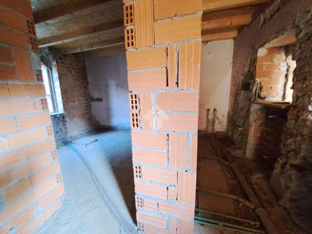 Casa indipendente a Magnano in Piazza Comunale, 1 - Foto 4