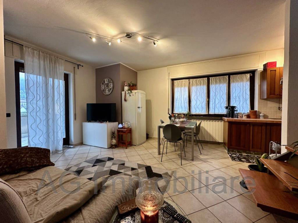 Appartamento a Verbania in Via Sasso di Pala, 10 - Foto 2