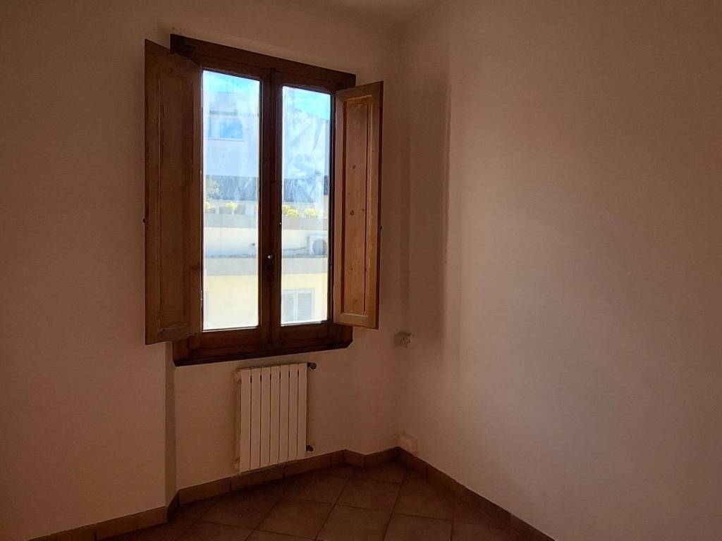 Appartamento a Prato in Via Monte Grappa - Foto 2