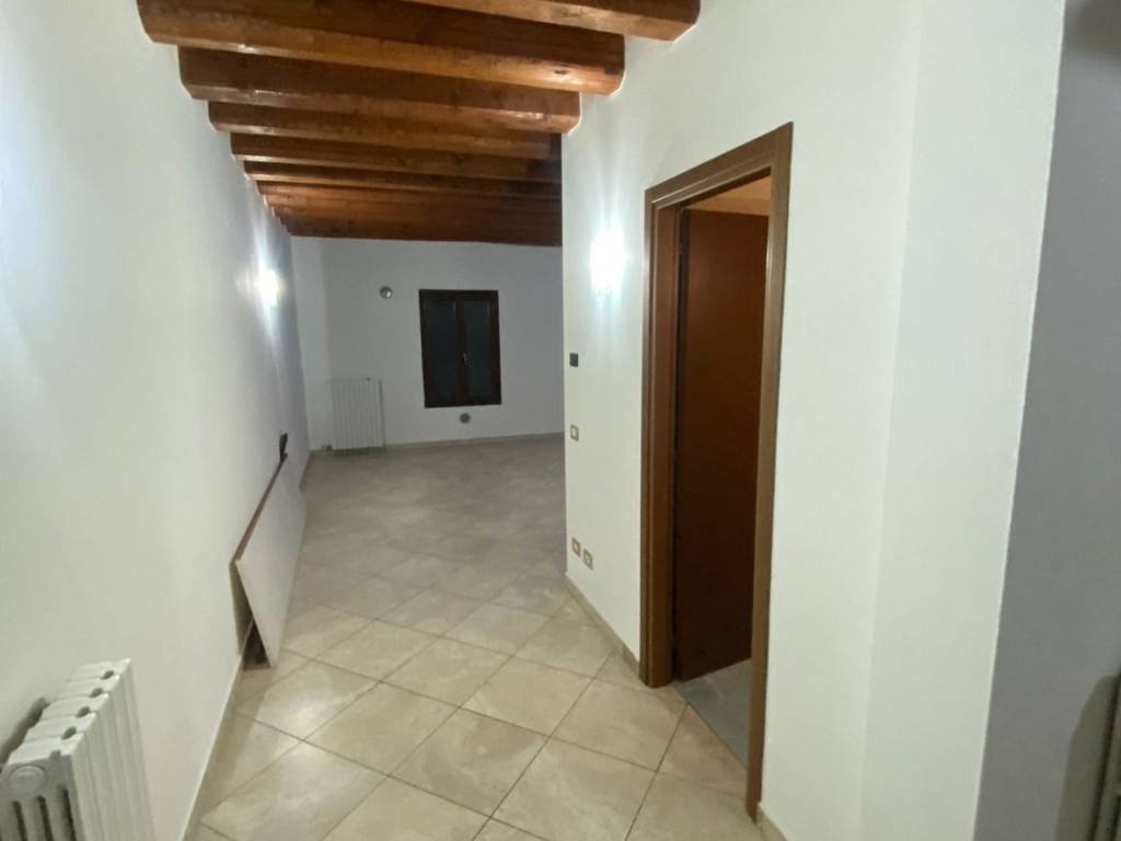 Appartamento a Belfiore in Via Linale - Foto 2