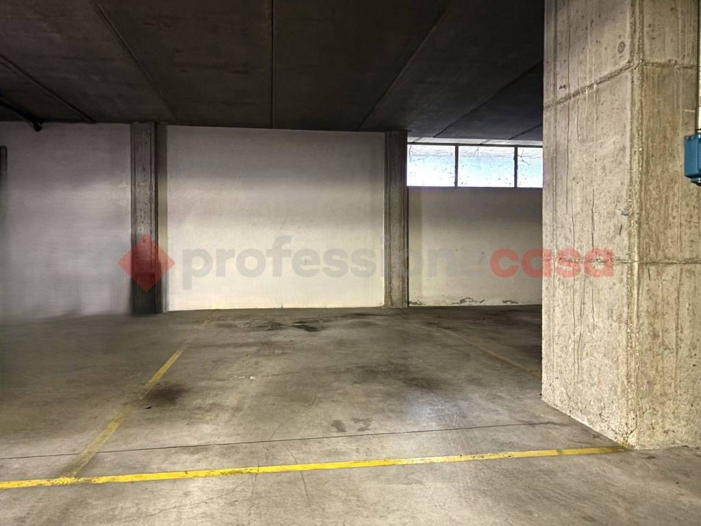 Box / garage a Legnago in Via G. Matteotti, 32 - Foto 2