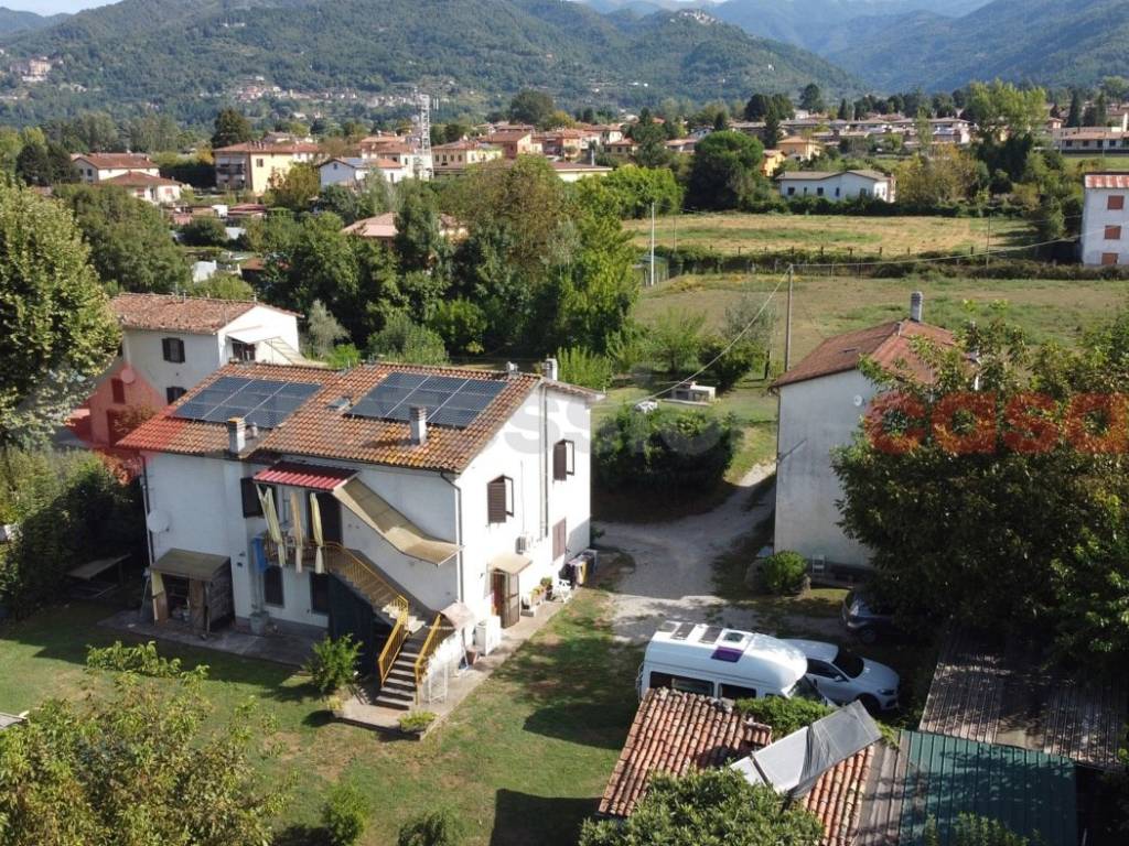 Palazzo / stabile a Barga in Località Nebbiana , 28 - Foto 2