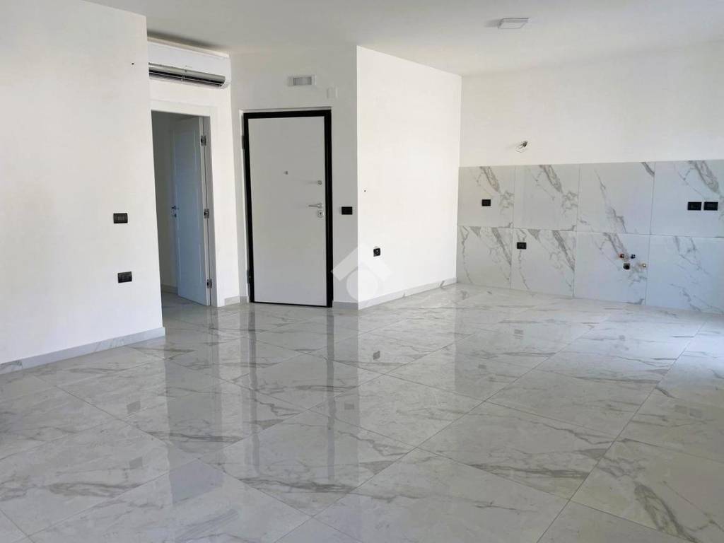 Appartamento a Santa maria a vico in Via Appia, 651 - Foto 4