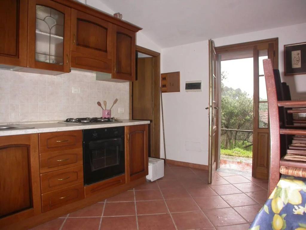 Rustico / casale a Camaiore in Via Di Buchignano S.N.C. - Foto 5