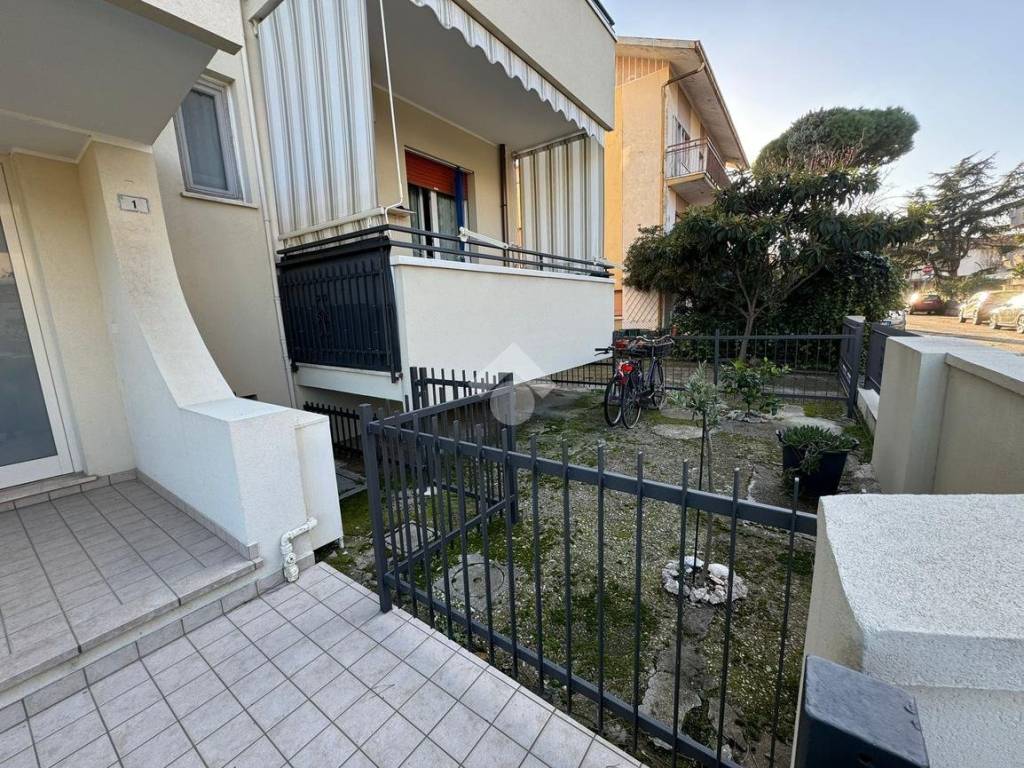 Appartamento a Riccione in Viale Quiliano, 1 - Foto 3