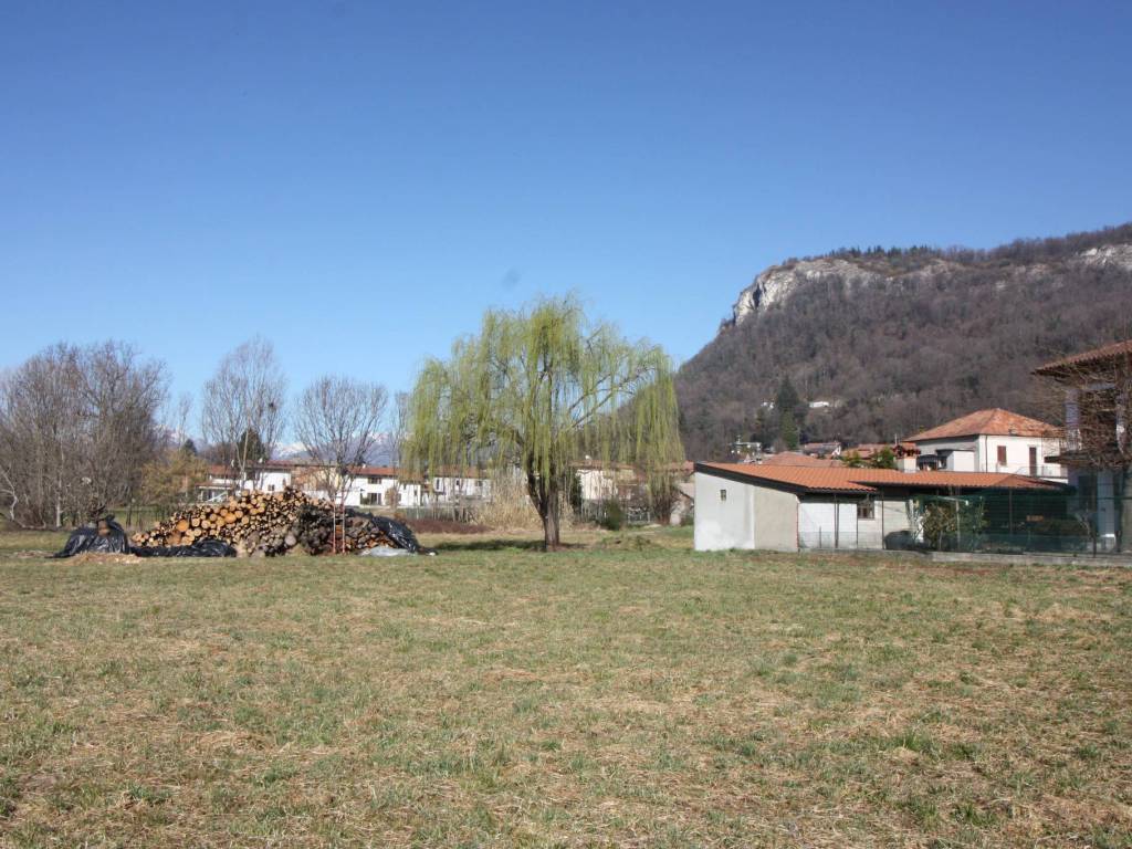 Terreno a Sangiano in Via Goffredo Mameli - Foto 3