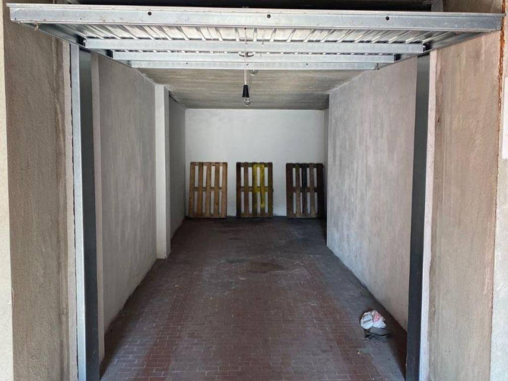 Box / garage a Collegno in Via Andrea Costa, 32 - Foto 2