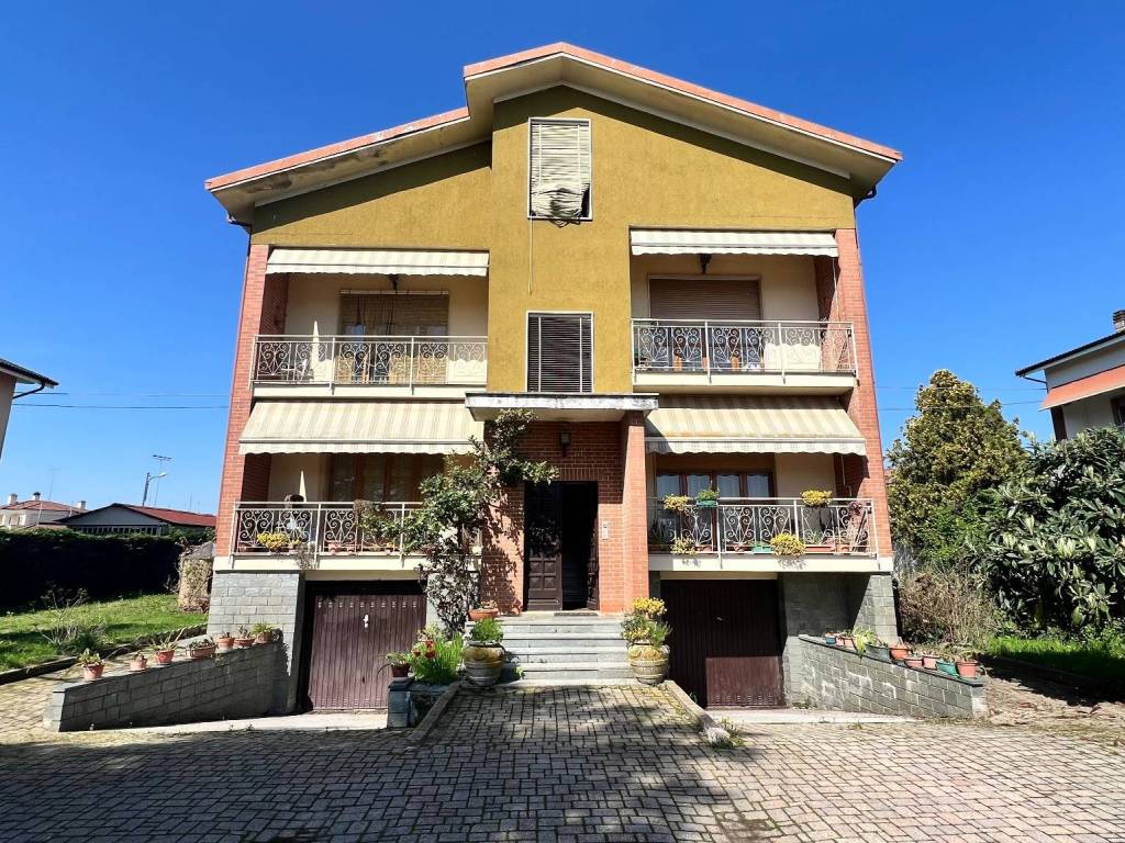 Casa indipendente a Bene vagienna in Via Carrù, 20 - Foto 2