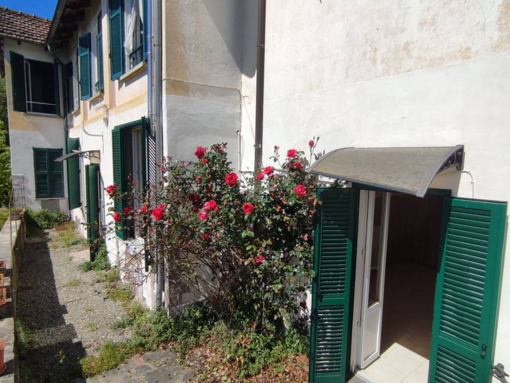 Appartamento a Verbania in Via Ticino - Foto 2