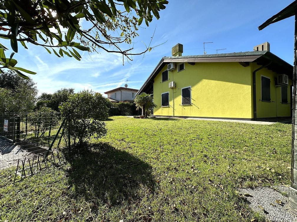Villa a Rosolina in Via della Betulla - Foto 2