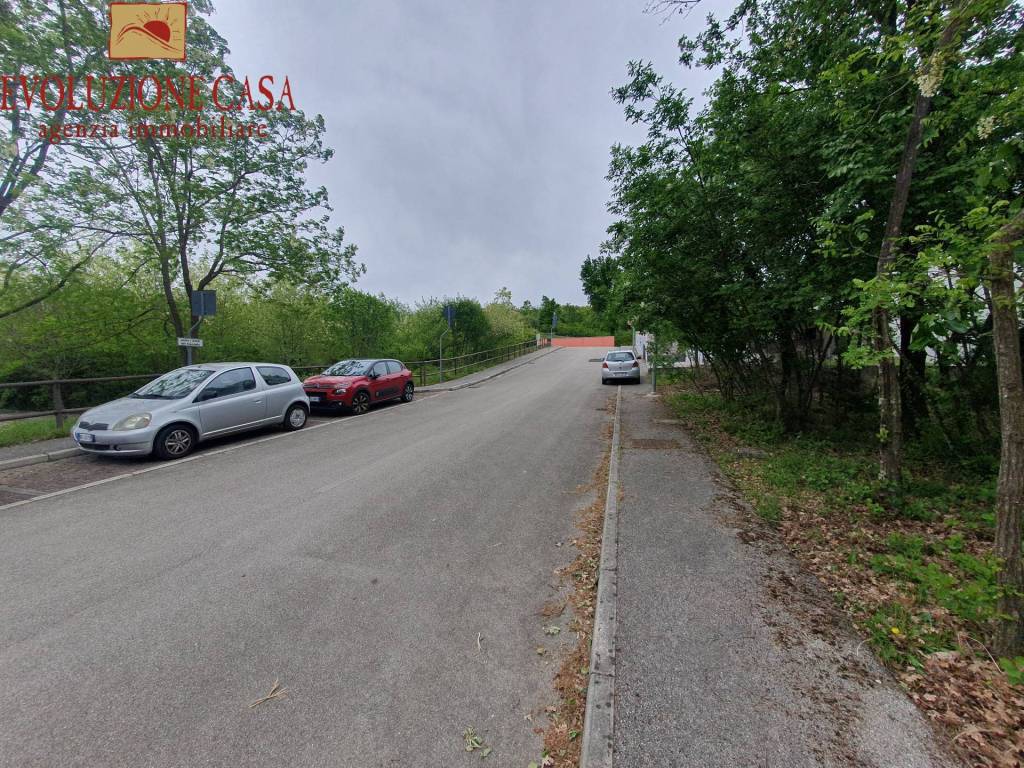 Terreno a Sagrado in androna campolongo - Foto 3