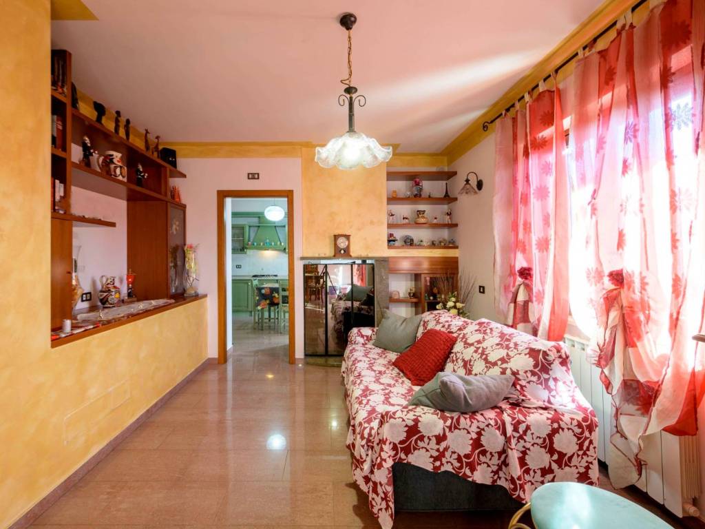 Appartamento a Gubbio in Via San Donato, 46 - Foto 5
