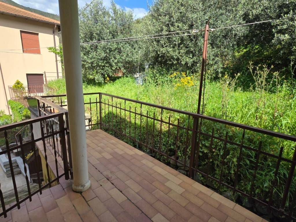 Appartamento a Varazze in Via Emilio Vecchia - Foto 3