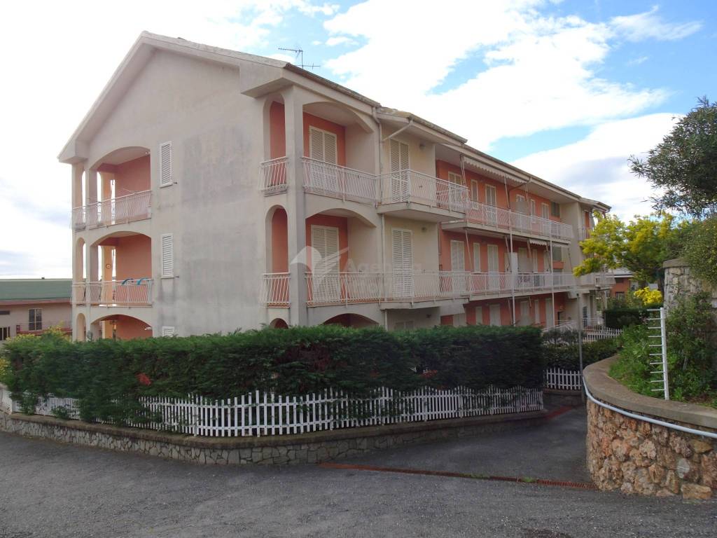 Appartamento a Ceriale in Via Enrico Fausto, 7 - Foto 2