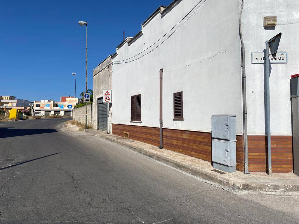 Appartamento a Manduria in Via Salvo D'Acquisto, 2 - Foto 2