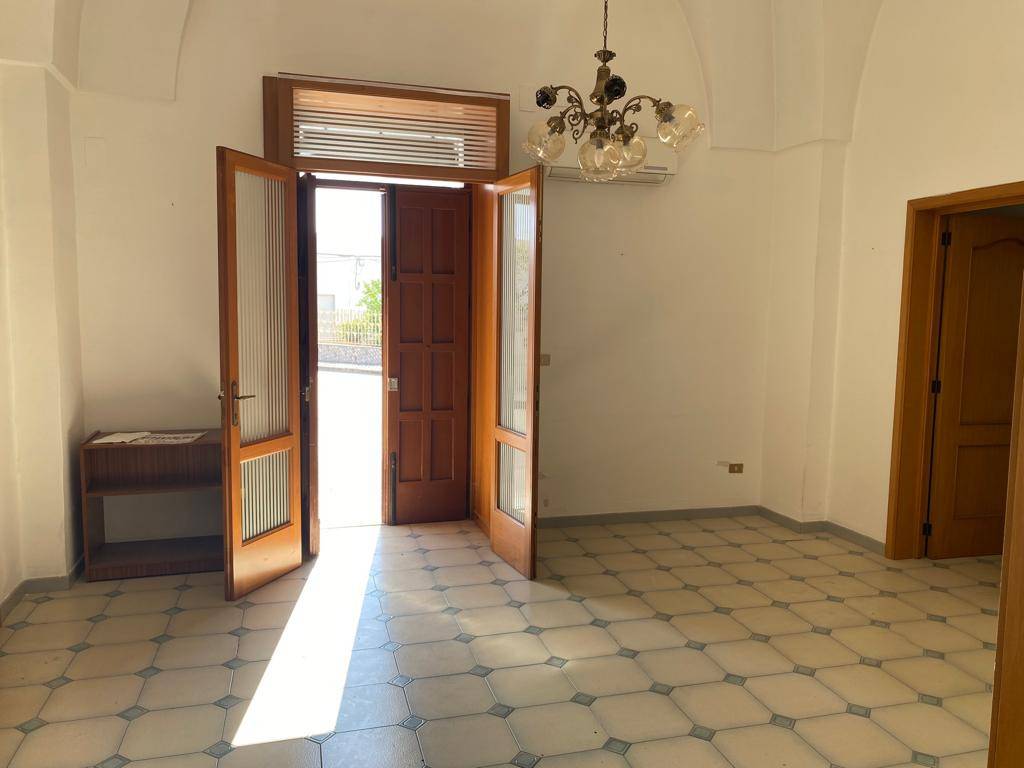 Appartamento a Manduria in Via Salvo D'Acquisto, 2 - Foto 4