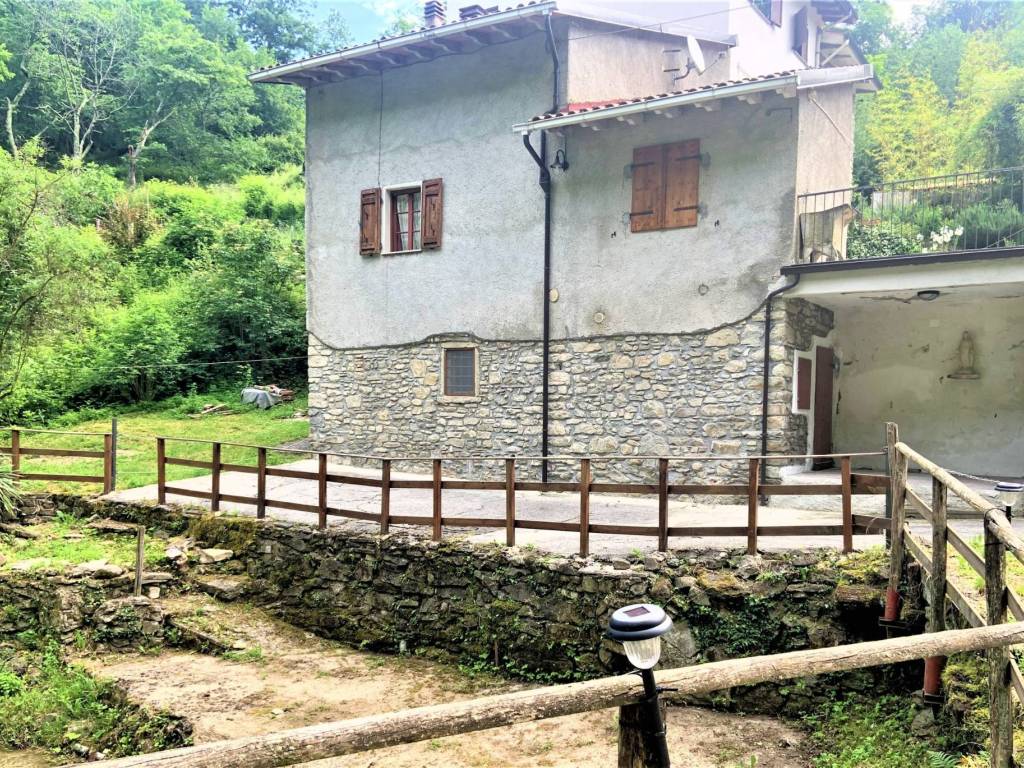 Villa a Vernio in Via del Cerbino - Foto 2