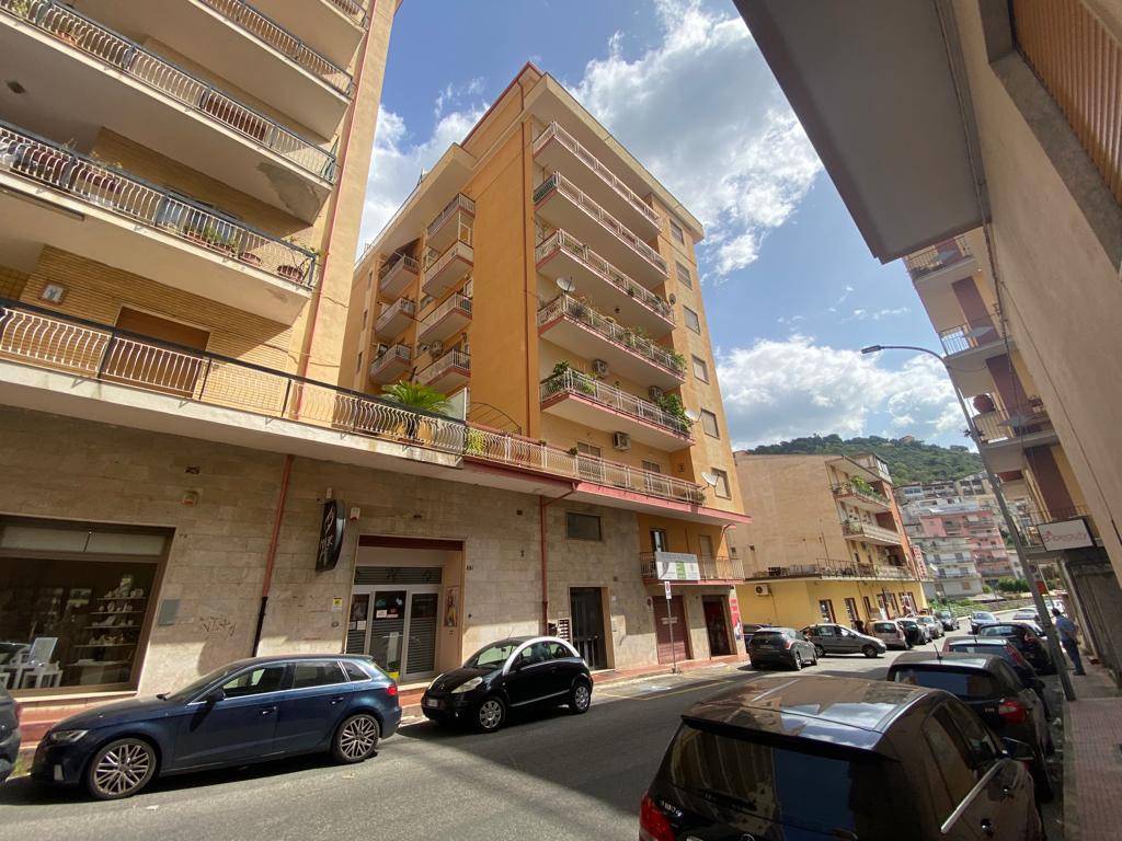 Appartamento a Lamezia terme in Via Po, 18 - Foto 2