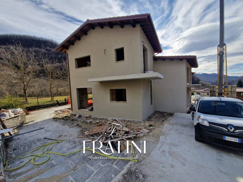 Villa a Arquata del tronto in Frazione Piedilama - Foto 3