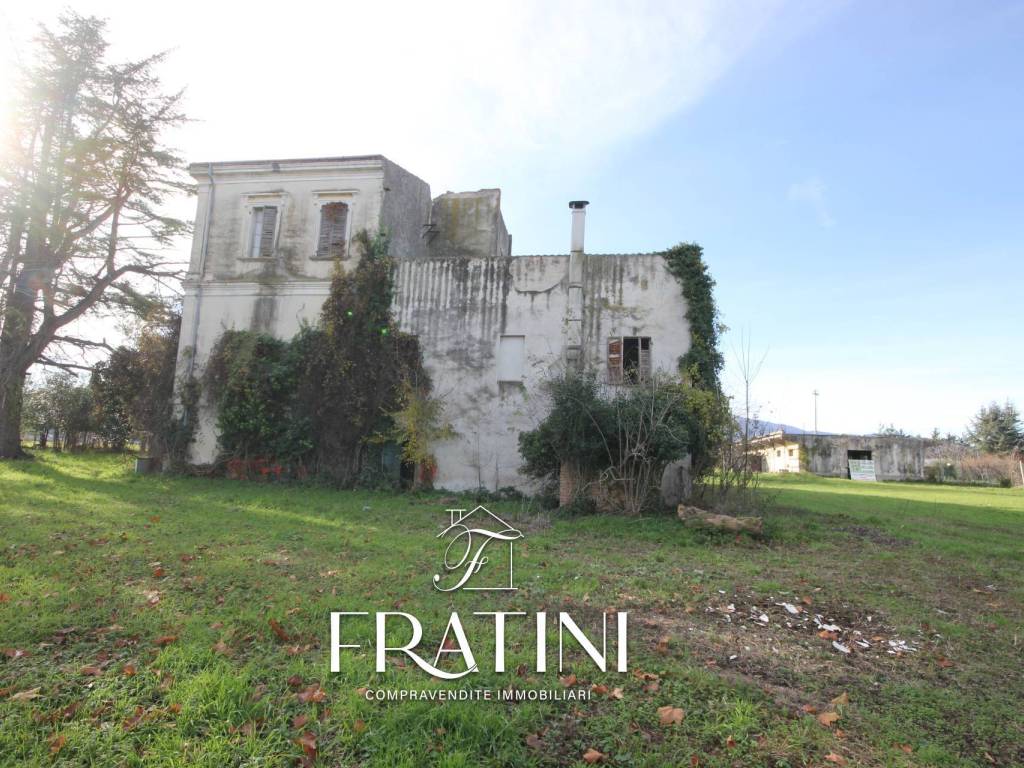 Terreno a Sant'egidio alla vibrata in Via Virgilio, 36 - Foto 5