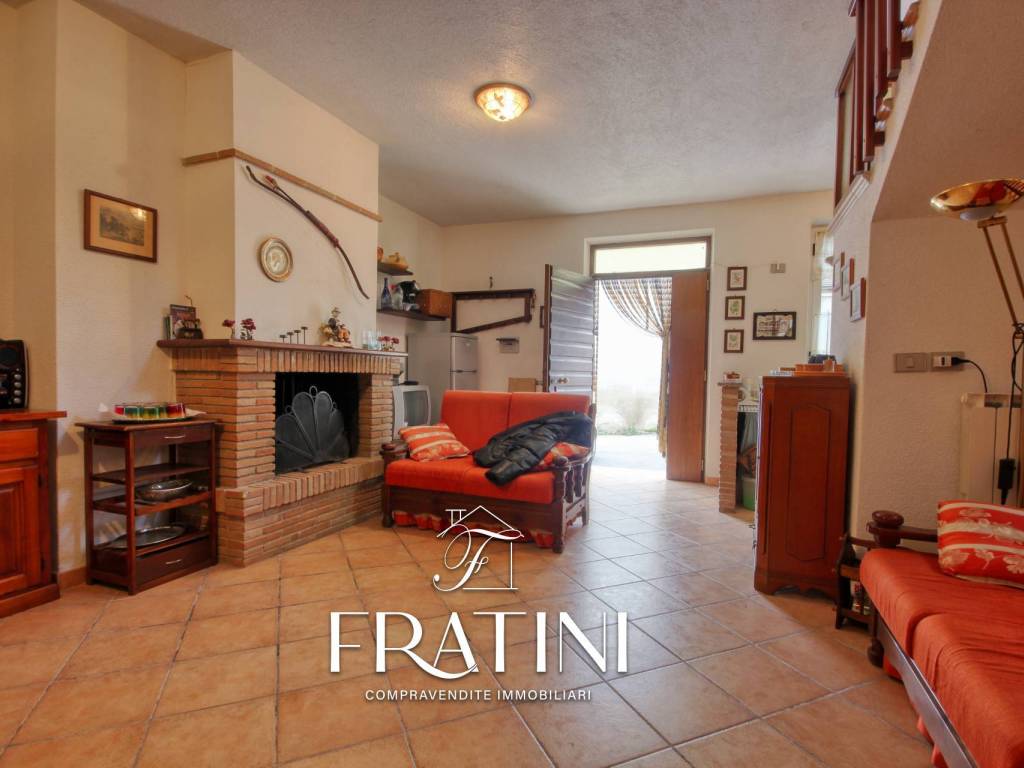 Casa indipendente a Civitella del tronto in Rocche - Foto 2