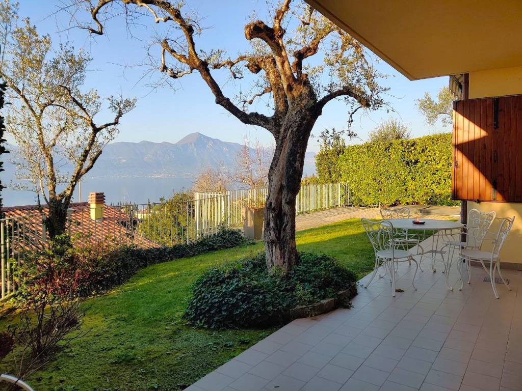 Appartamento a Torri del benaco in Via Luigi Pirandello, 29 - Foto 3