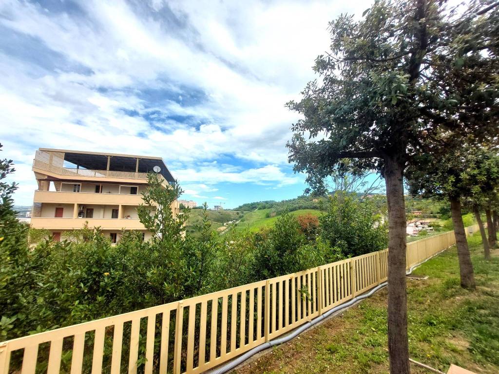 Appartamento a Chieti in Via Colle dell'Ara, 136 - Foto 5