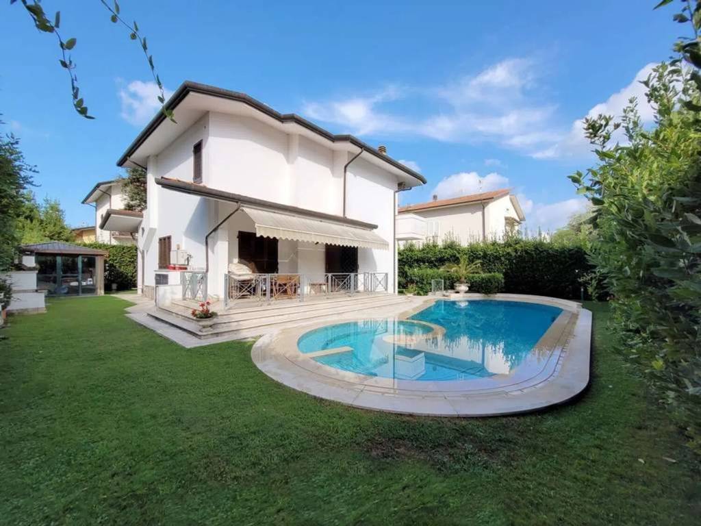 Villa a Pietrasanta in Via Palestro S.N.C. - Foto 4