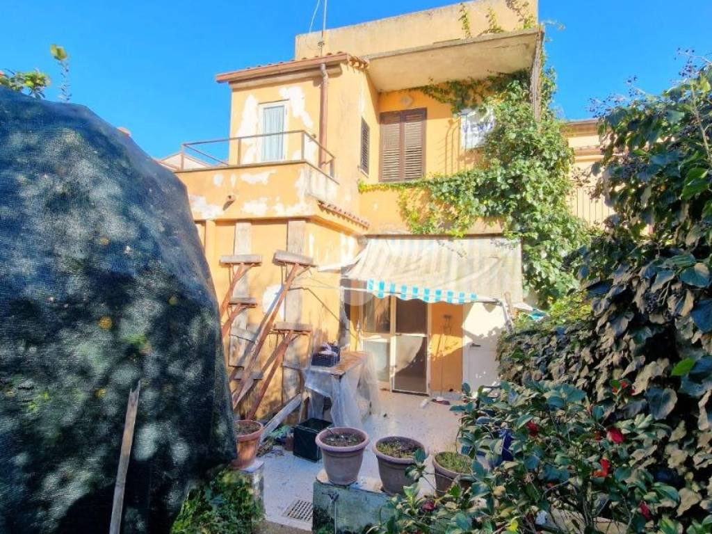 Appartamento a Sant'agata de' goti in Via Santisi - Foto 2