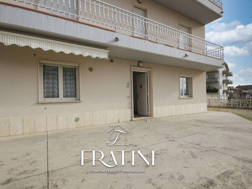 Appartamento a Civitella del tronto in Via per Teramo, 3 - Foto 3