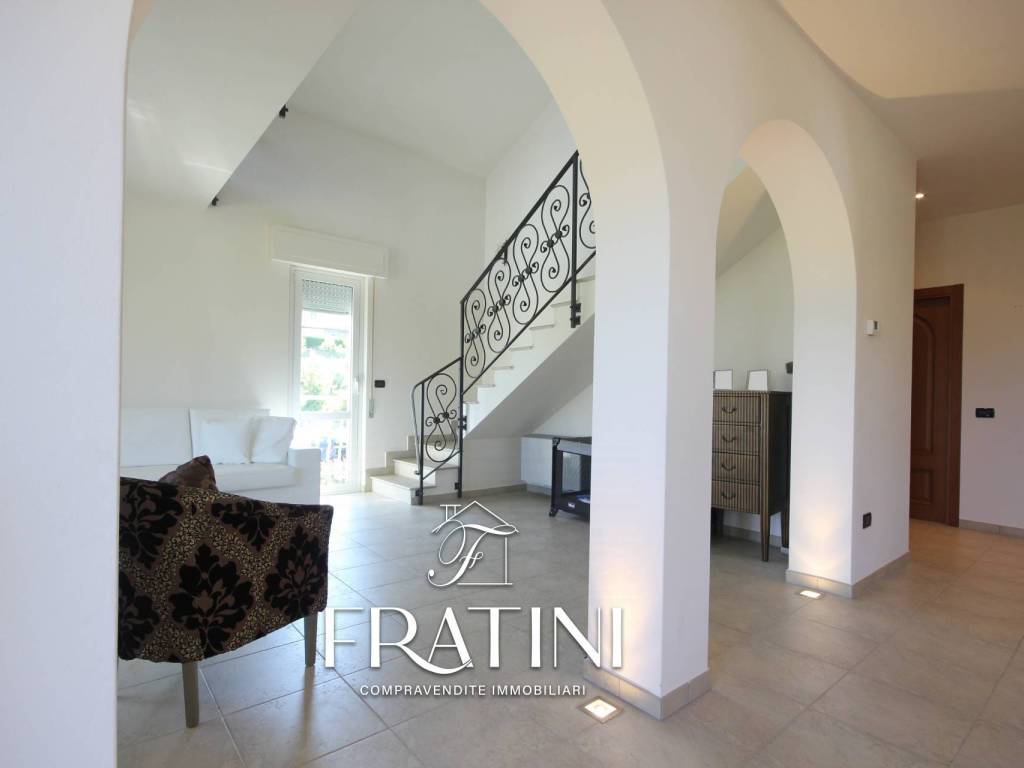 Appartamento a Civitella del tronto in Via per Teramo, 3 - Foto 3