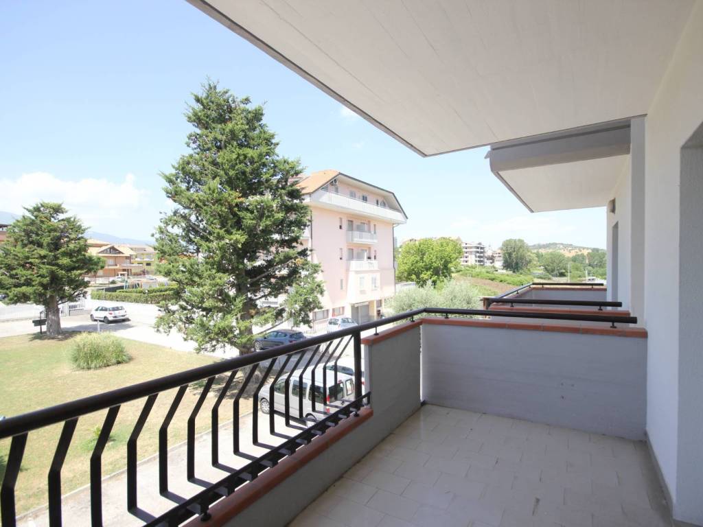 Appartamento a Sant'egidio alla vibrata in Sant'Egidio alla Vibrata - Foto 2