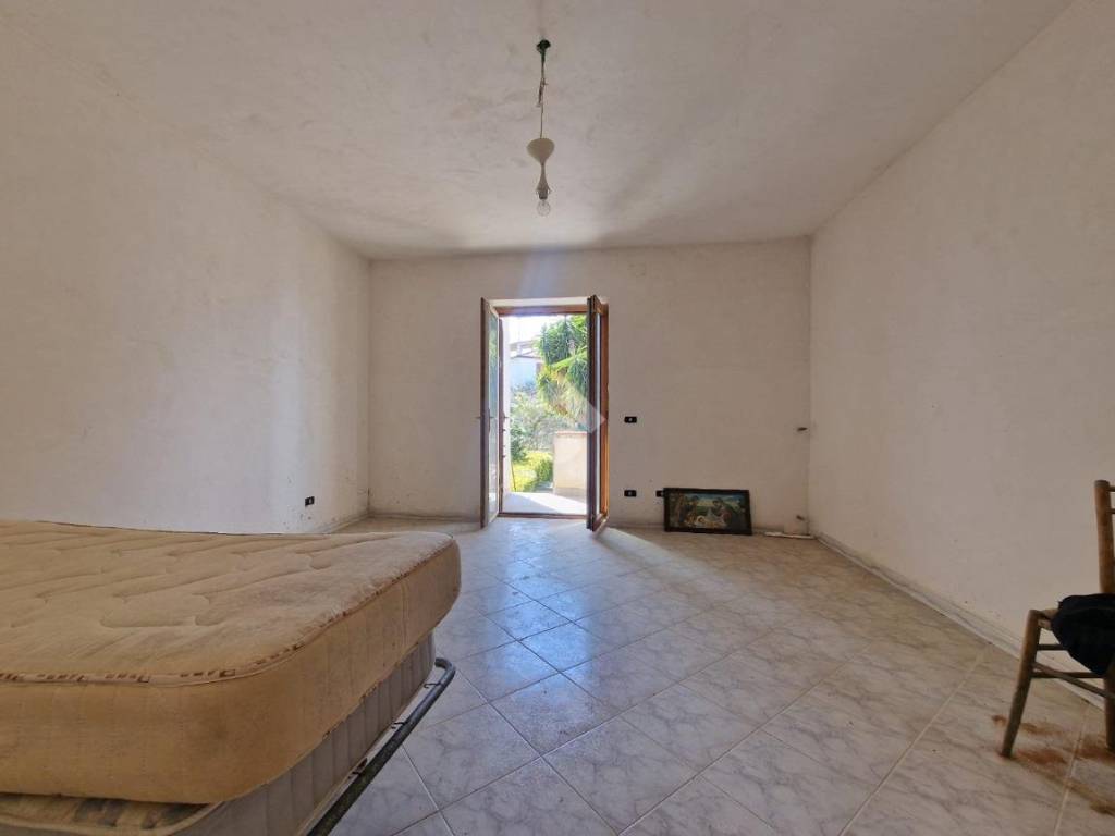 Casa indipendente a Sant'agata de' goti in C/da Cerreta - Foto 5