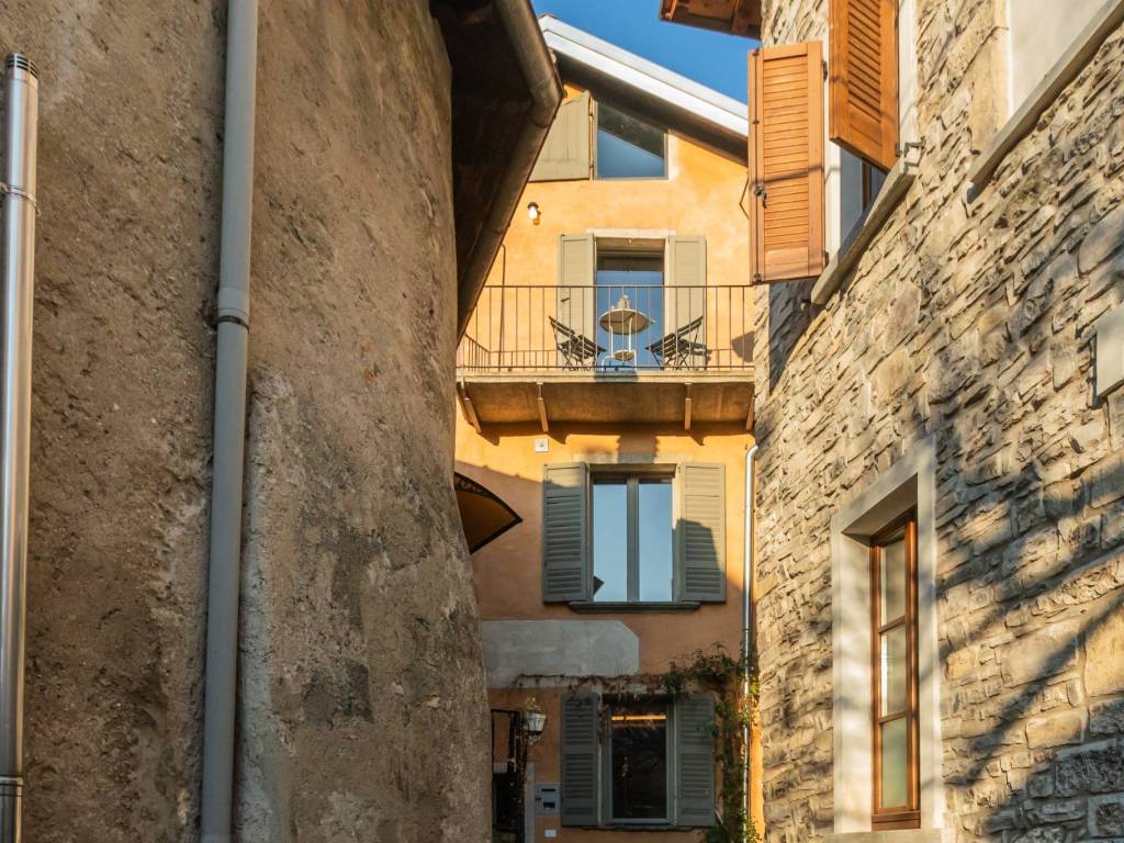Casa indipendente a Torno in Via Tridi - Foto 3