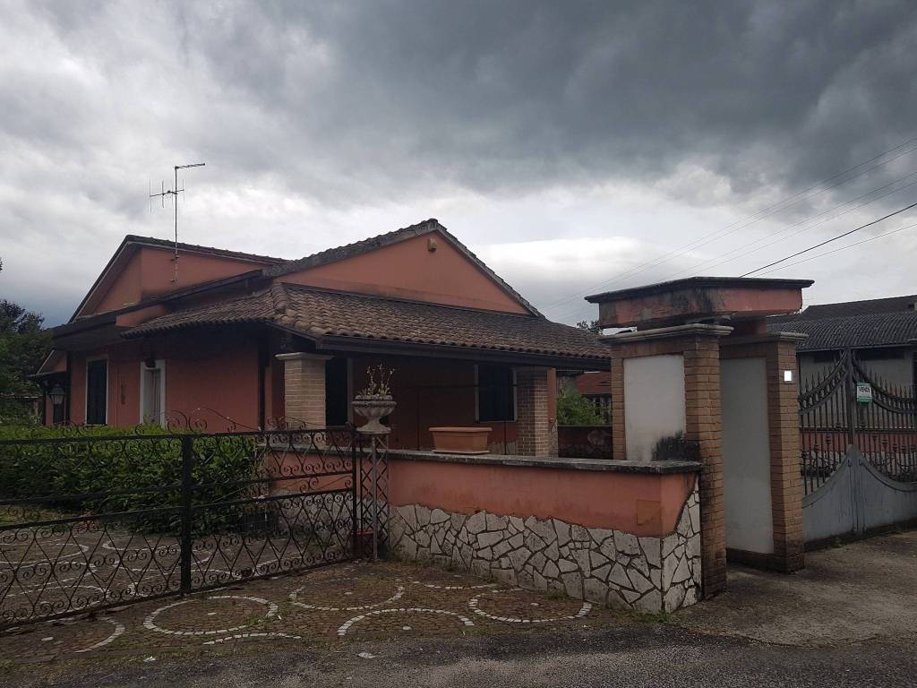 Villa a Frosinone in Variante Casilina - Foto 2