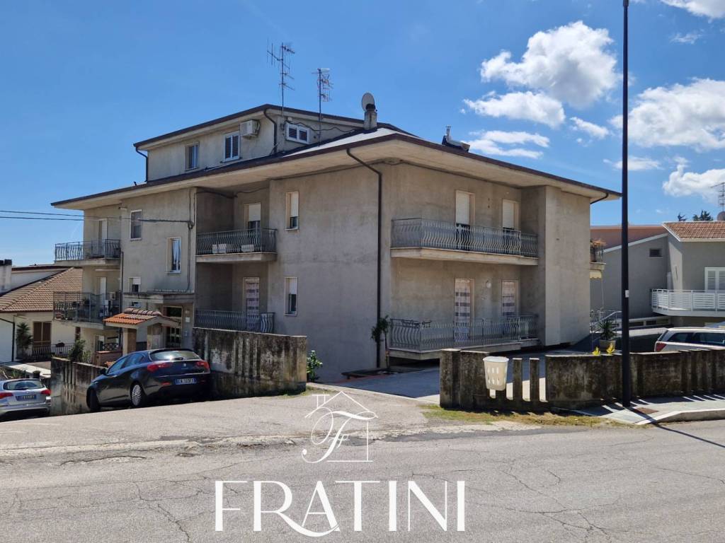 Attico / mansarda a Ancarano in Via Maiella, 2 - Foto 3