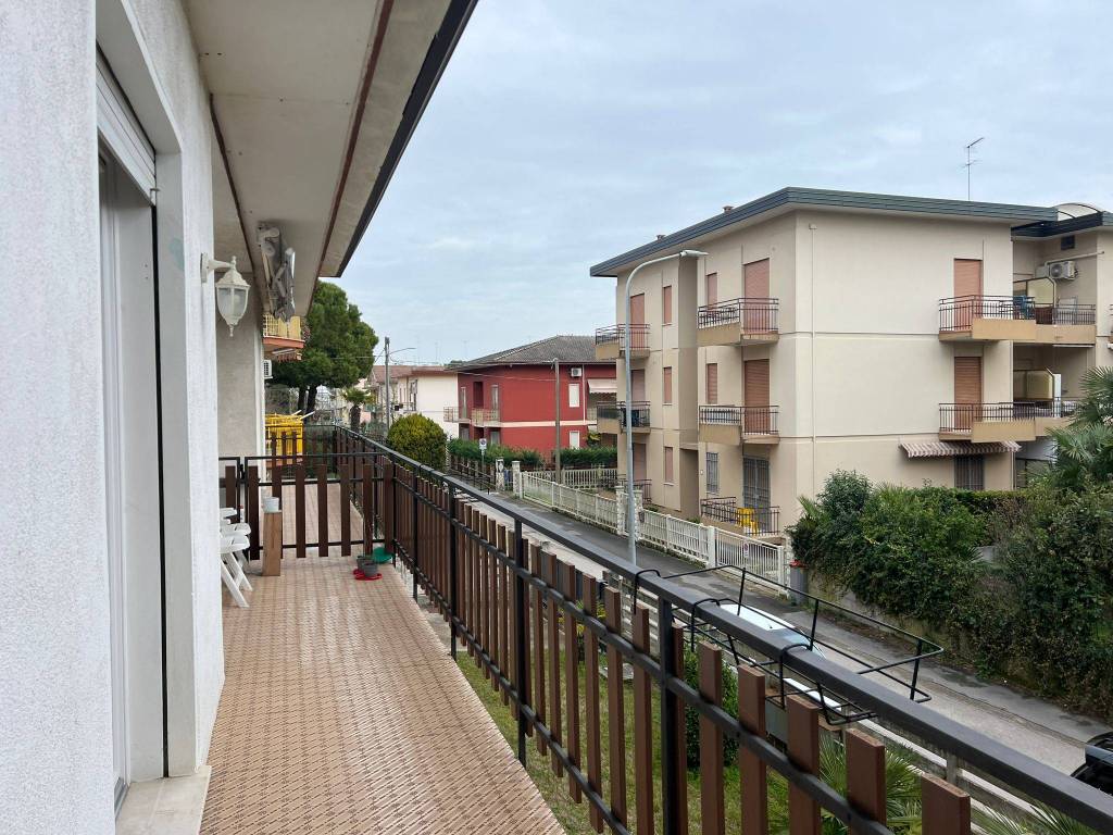 Appartamento a Jesolo in Via Michelangelo Buonarroti - Foto 5