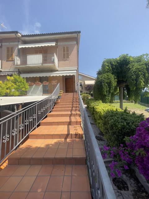 Appartamento a Montecassiano in Via Benigno Zaccagnini - Foto 2