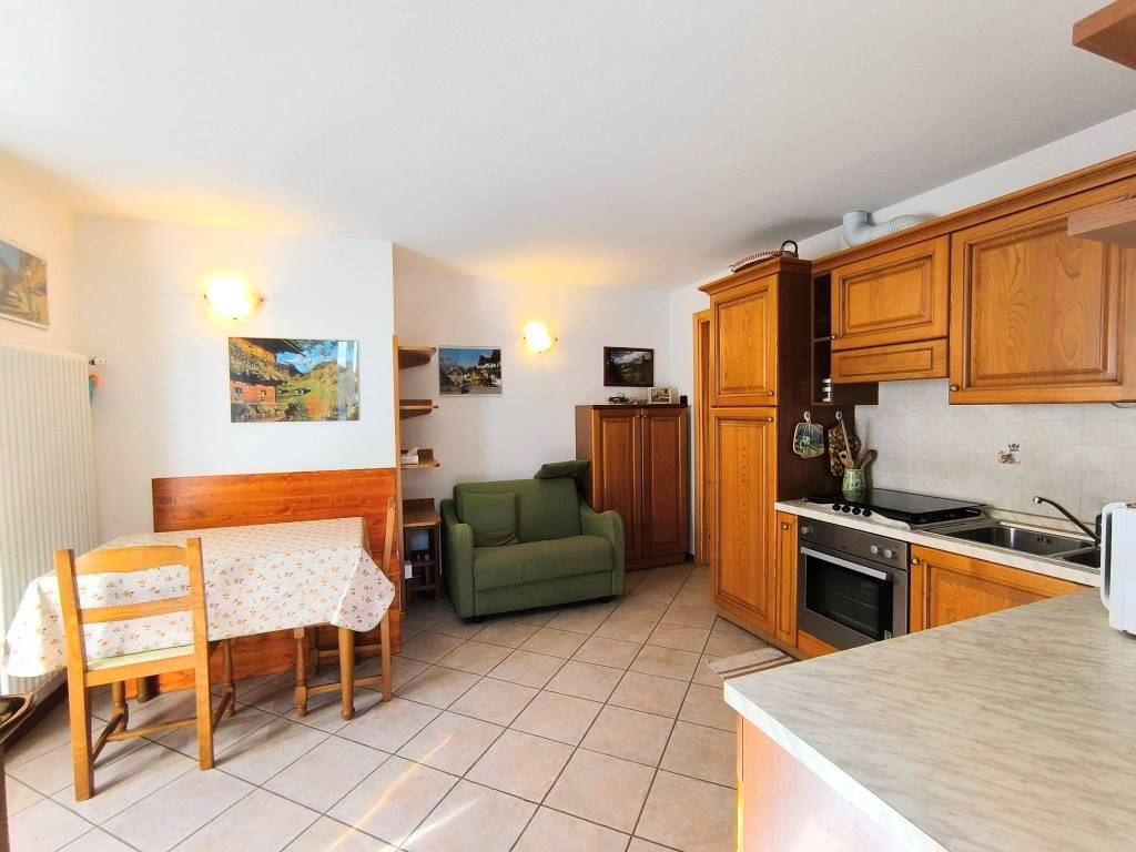 Appartamento a Chiesa in valmalenco in Via Ezio Vanoni, 14 - Foto 4