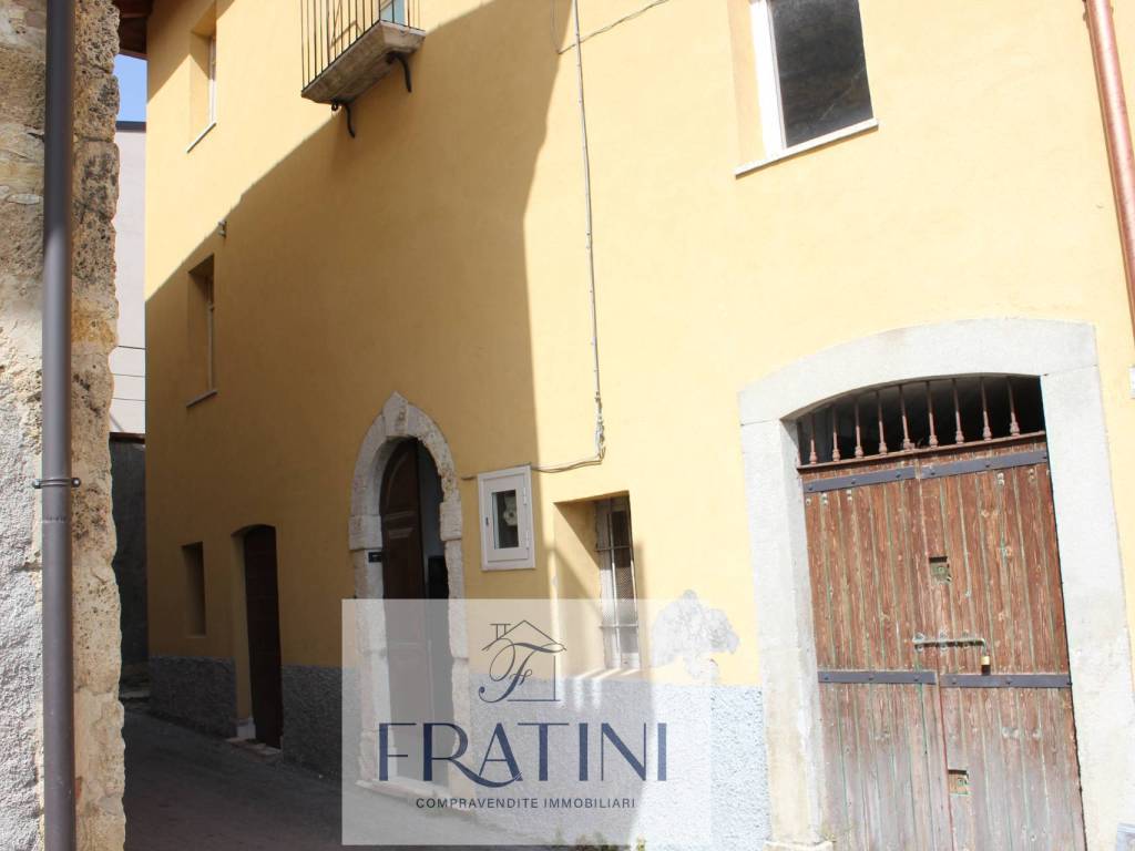 Casa indipendente a Civitella del tronto in Via Principale - Foto 2